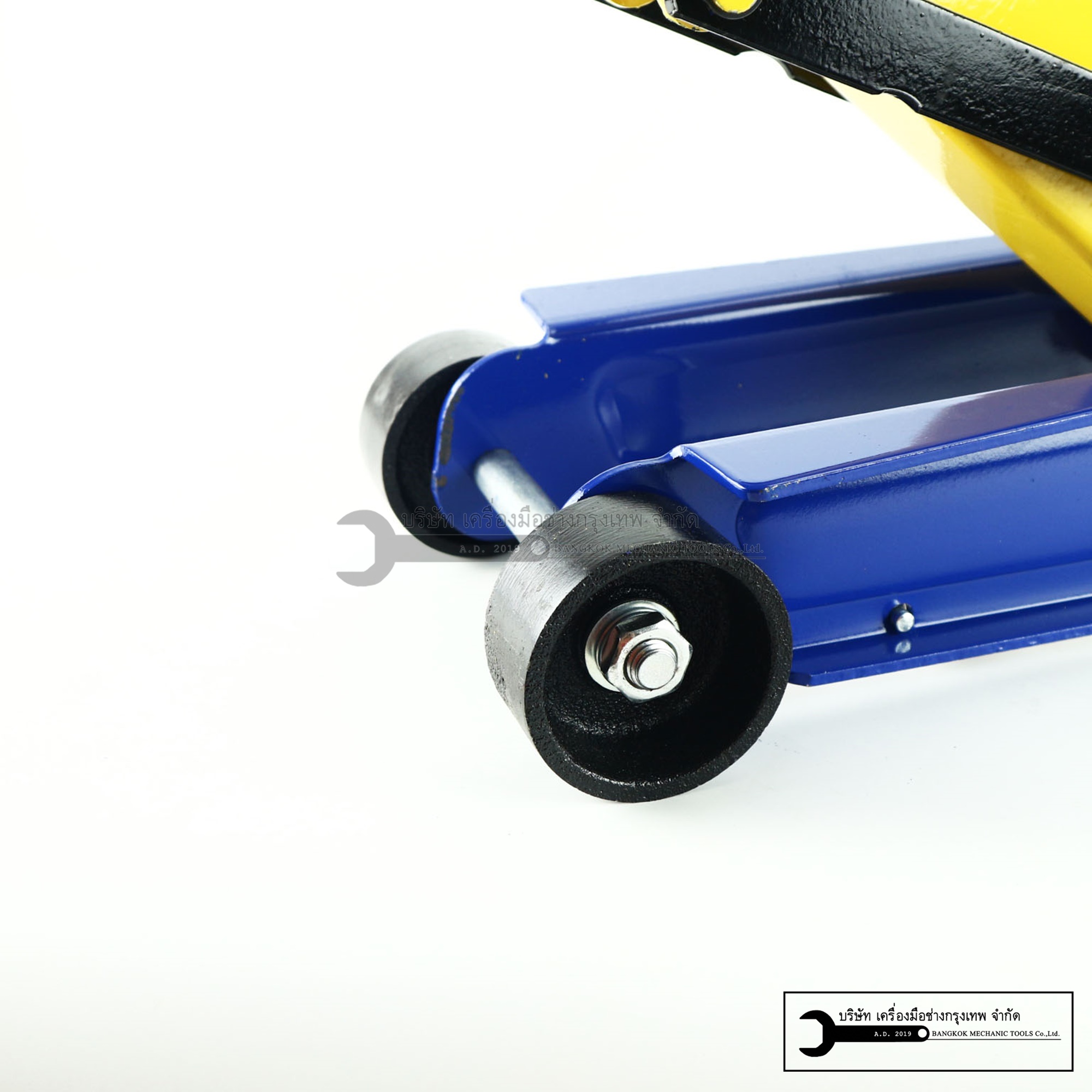 SMART แม่แรงเข้ 2.5ตัน รุ่น E-SM-2.5FJ สำหรับยกรถ4ล้อ รถเก๋ง กระบะ รถตู้