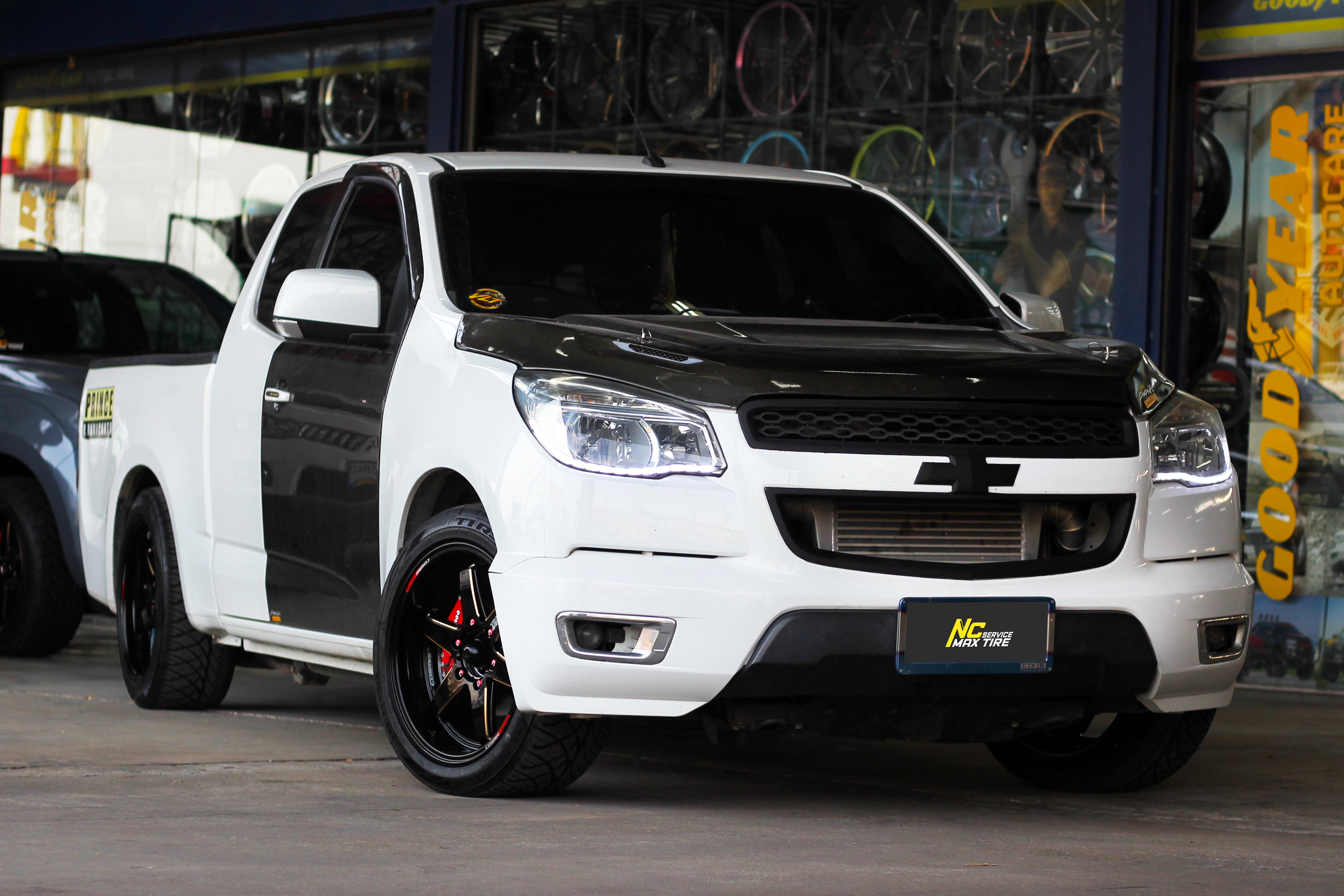 CHEVROLET COLORADO / ล้อแม็กขอบ18 / Cosmis / TYPE-R REVOLUTION / 18x8.5 6H139.7 ET25 / ล้อแม็กสีดำเงาทั้งวงCNCข้างก้านทอง / T1RS / 255/45ZR18 / NCล้อแม็ก / ล้อแม็กสวยๆ