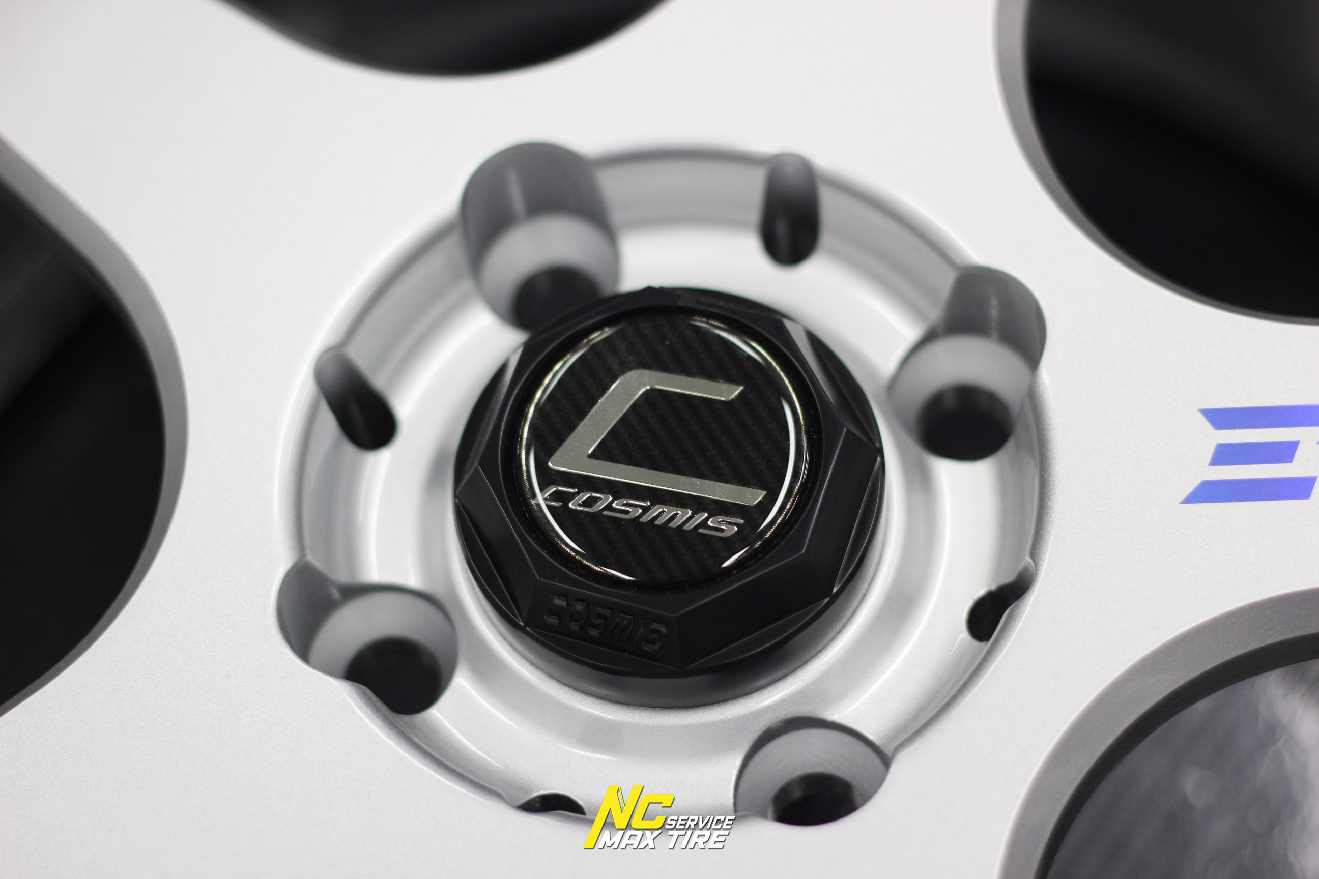 ล้อแม็กขอบ15 / Cosmis / Estremo / 10TH Anniversary / ล้อแม็กสีซิลเวอร์ขอบเงา / 15x7.0 4H100 ET35 / Extend Tech / CityCar / EcoCar