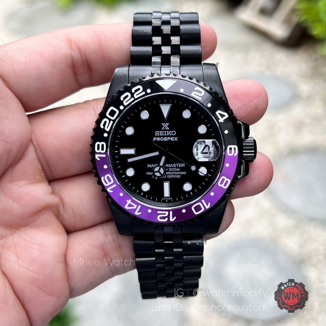 SeikoMod Black Panther Sport Submarine Black Jubilee Strap
