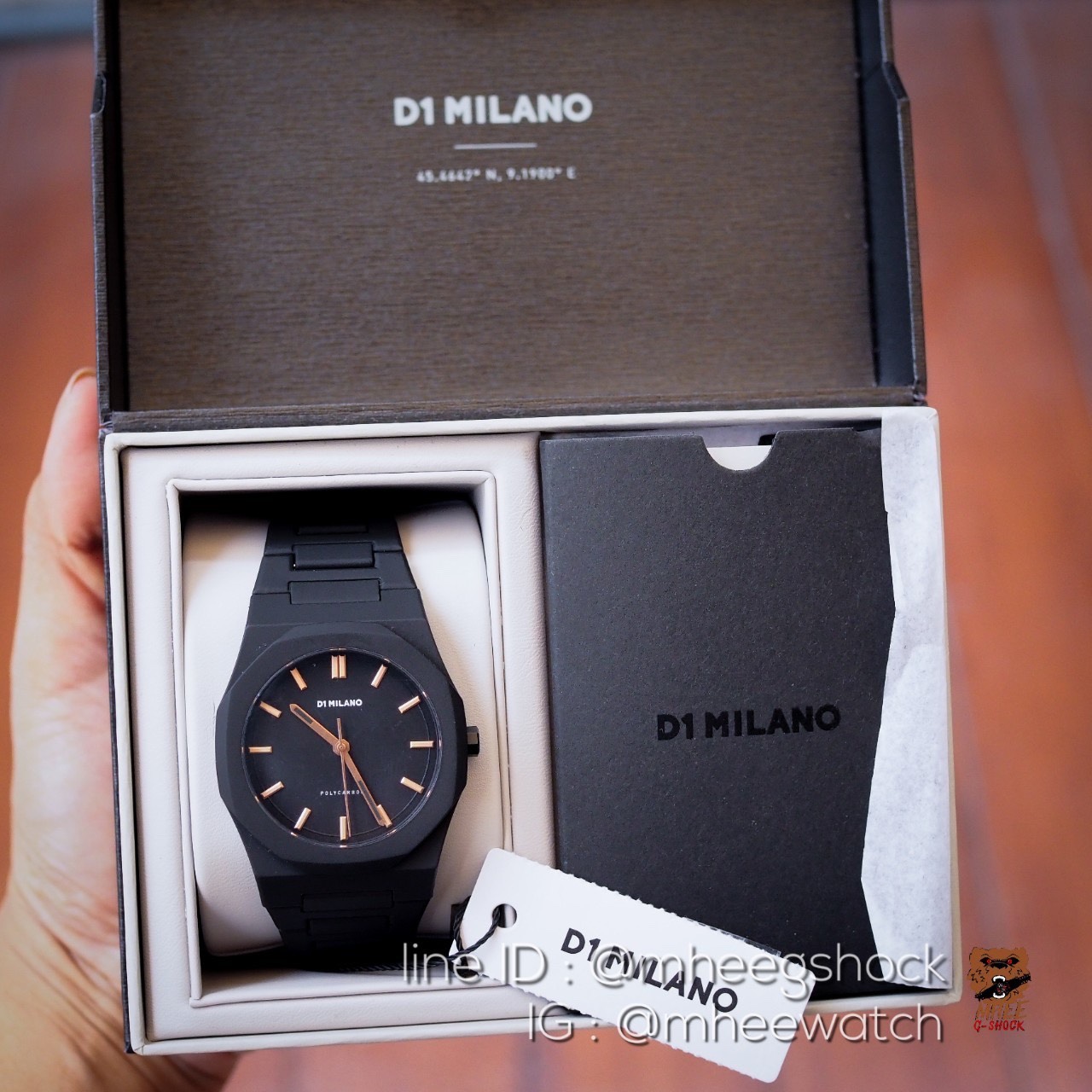 D1 Milano สี Jet Black Rose Gold
