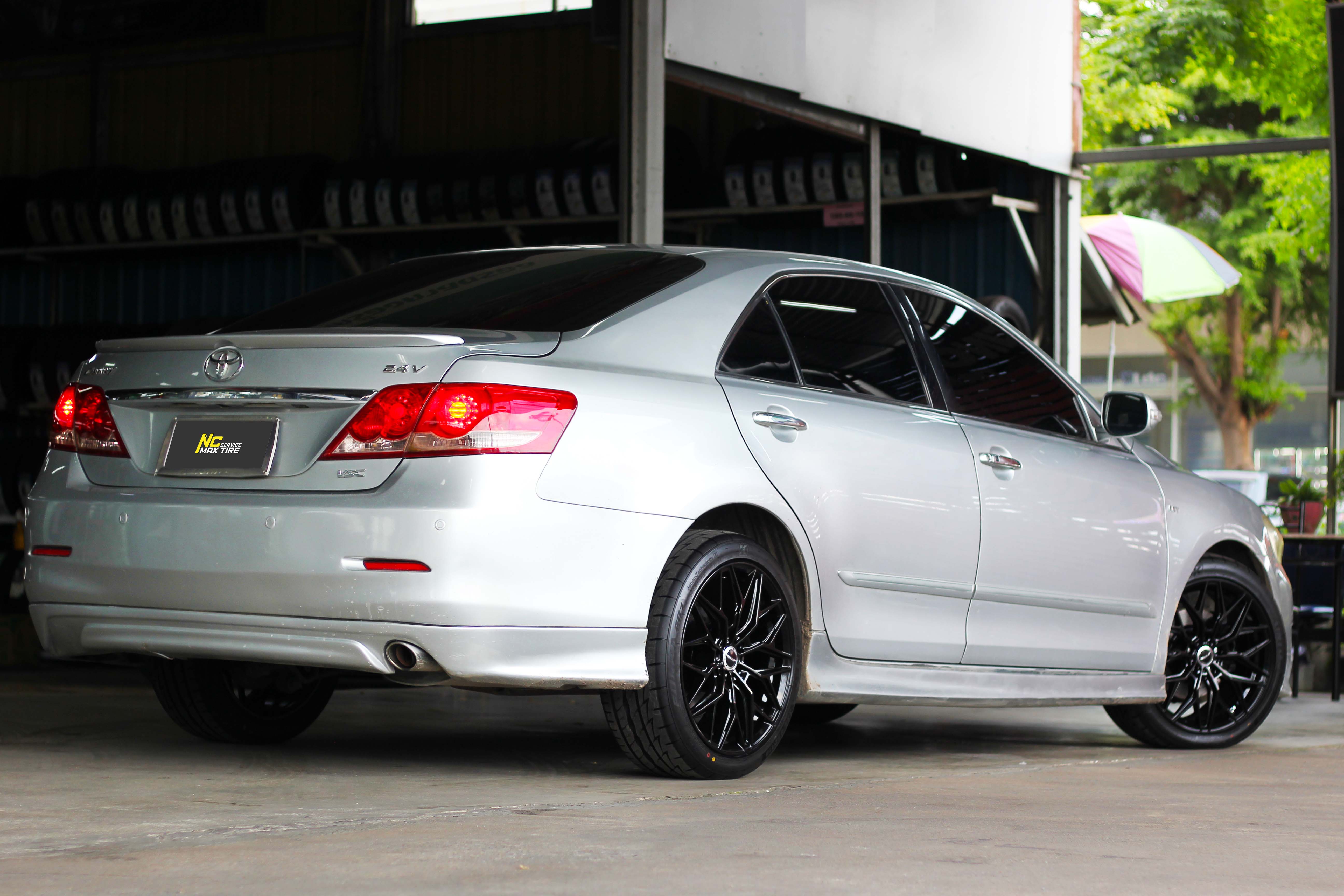 NCรีวิว.EP689 TOYOTA CAMRY NAYA WHEELS : ALPHA-8 18x8.5 5H113 ET35 ล้อแม็กสีดำเงาทั้งวง