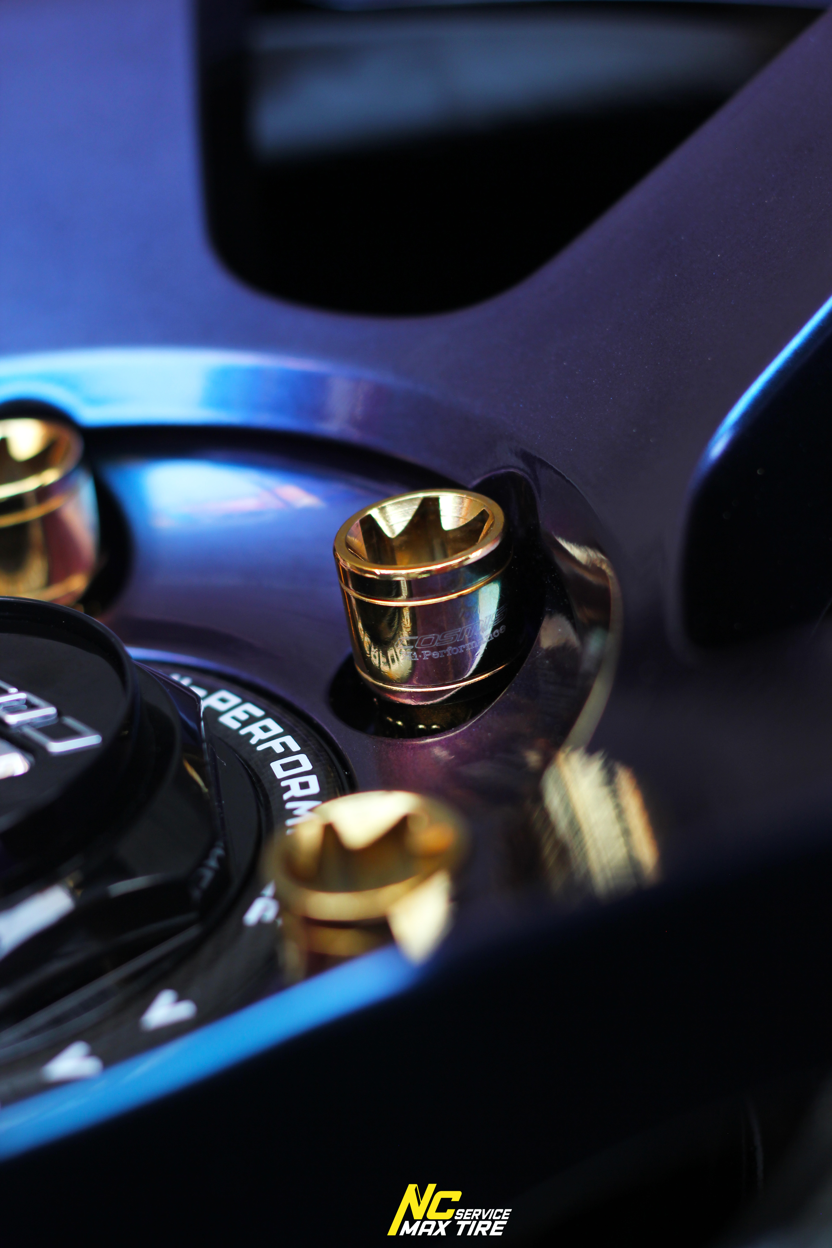 Isuzu Mu-X / ล้อแม็กขอบ18 / Cosmis / RG-06S / 18x9.0 6H139.7 ET15 / ล้อแม็กสีน้ำเงินเฉดพาวเวอร์+เพลท / Custom Color / SUV / PPV / NC