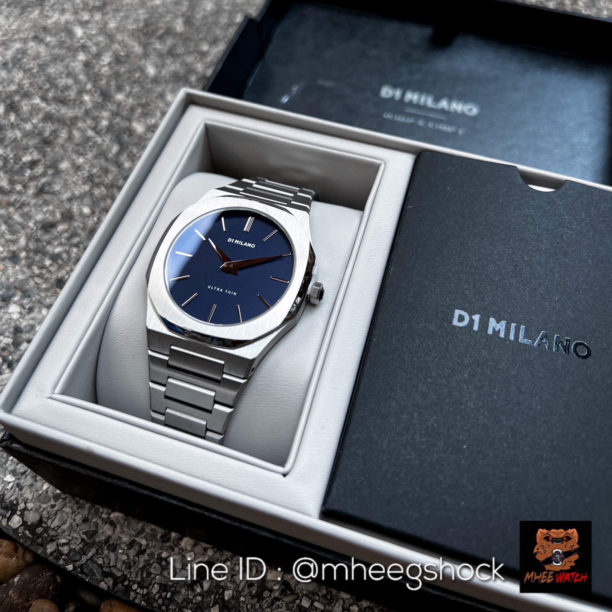 D1 milano Ultra Thin Silver Blue Color Luxury Watchหน้าปัดบางเฉียบ Rare item