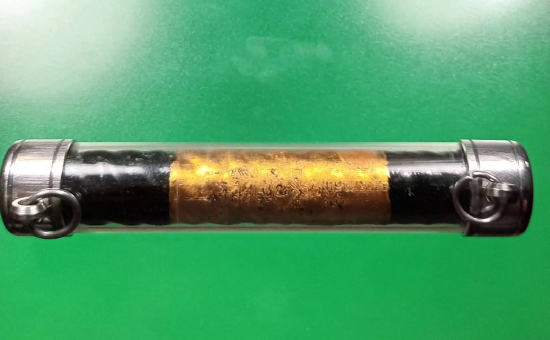 ตะกรุดมหาราชเสน่ห์ ยาว3 นิ้ว หลวงปู่กาหลงเขี้ยวแก้ว วัดเขาแหลม จ.สระแก้ว