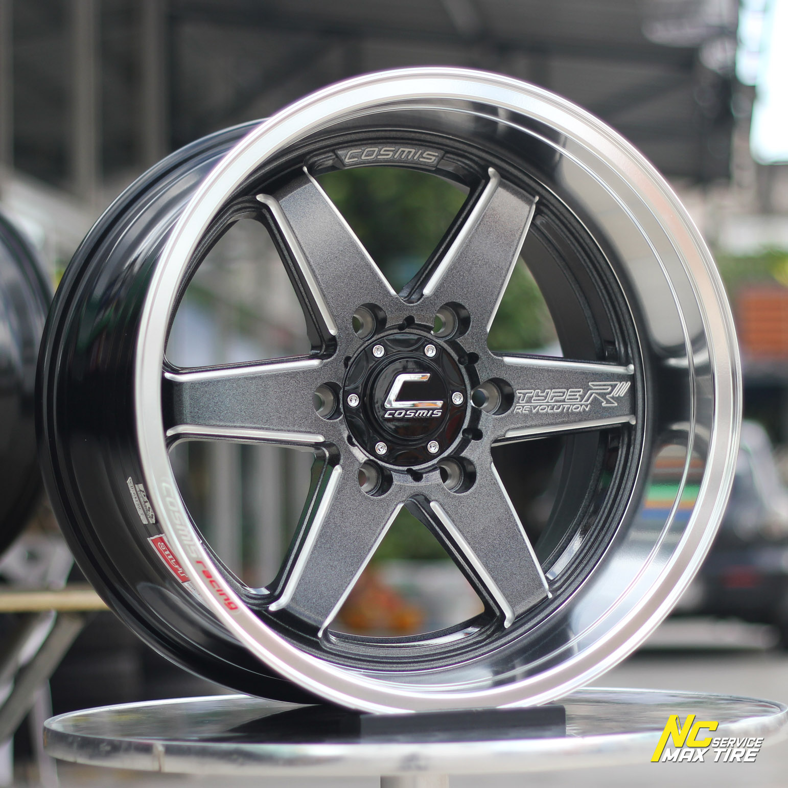 ล้อแม็กขอบ18 / Cosmis Type-R Revolution / สำหรับกระบะ / 18x9.5/10.5 6H139.7 ET25/30 / สี Power Silver Galaxy