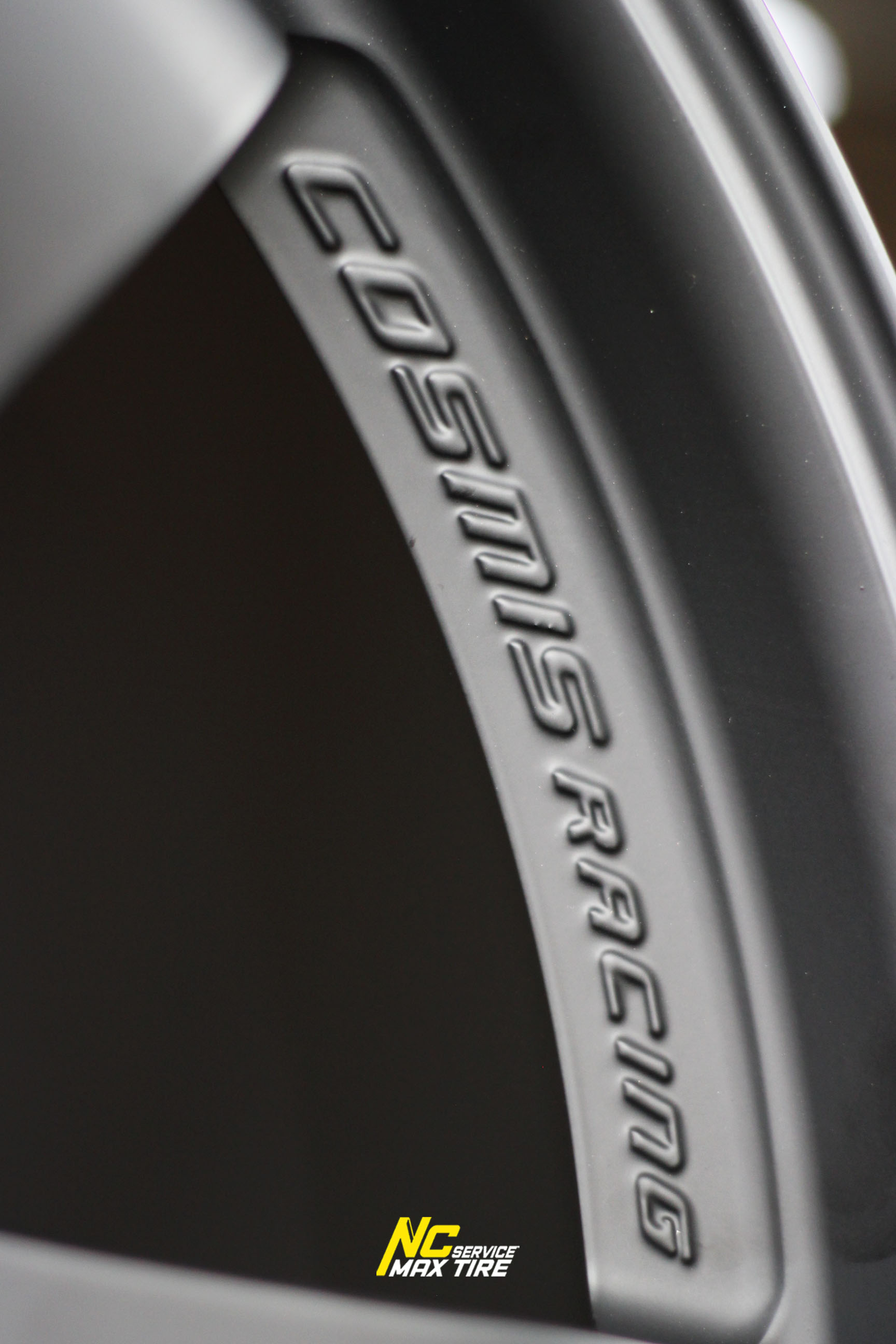 ล้อแม็กขอบ18 / Cosmis / RG-06S / ก้านยก / ออฟ15 / 18x9.0 6H139.7 ET15