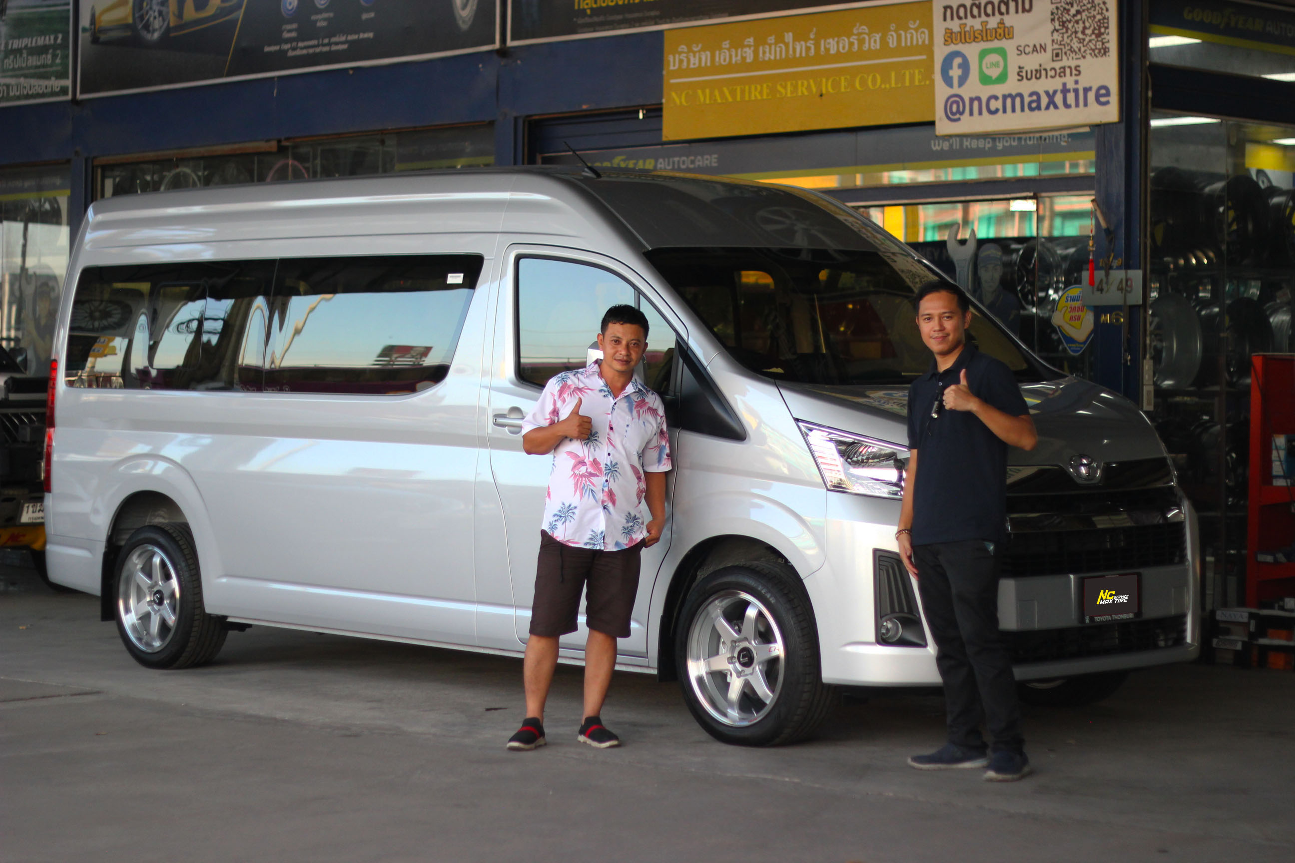 ล้อแม็กขอบ18 / Cosmis / RGB-SM06-2R / Silver Mirror / 18x9.0 6H130 ET35 / Goodyear / Efficientgrip Performance / 235/50R18