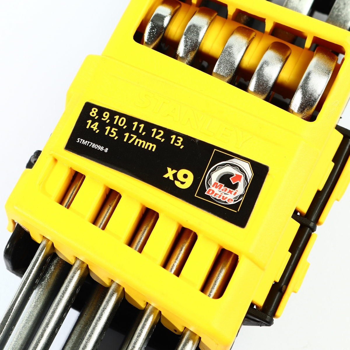 ชุดประแจแหวนข้างปากตาย 9 ชิ้น แบบแขวน สแตนเล่ย์ (STANLEY) รุ่น CWB STMT78098-8 ขนาด 8-17 มม. ในชุดประกอบไปด้วยเบอร์ 8,9,10,11,12,13,14,15,17 มม. วัสดุทำจาก เหล็กกล้าคาร์บอน ผ่านการทดสอบตามมาตรฐาน ANSI, ISO & DIN ผิวสัมผัสแบบด้าน