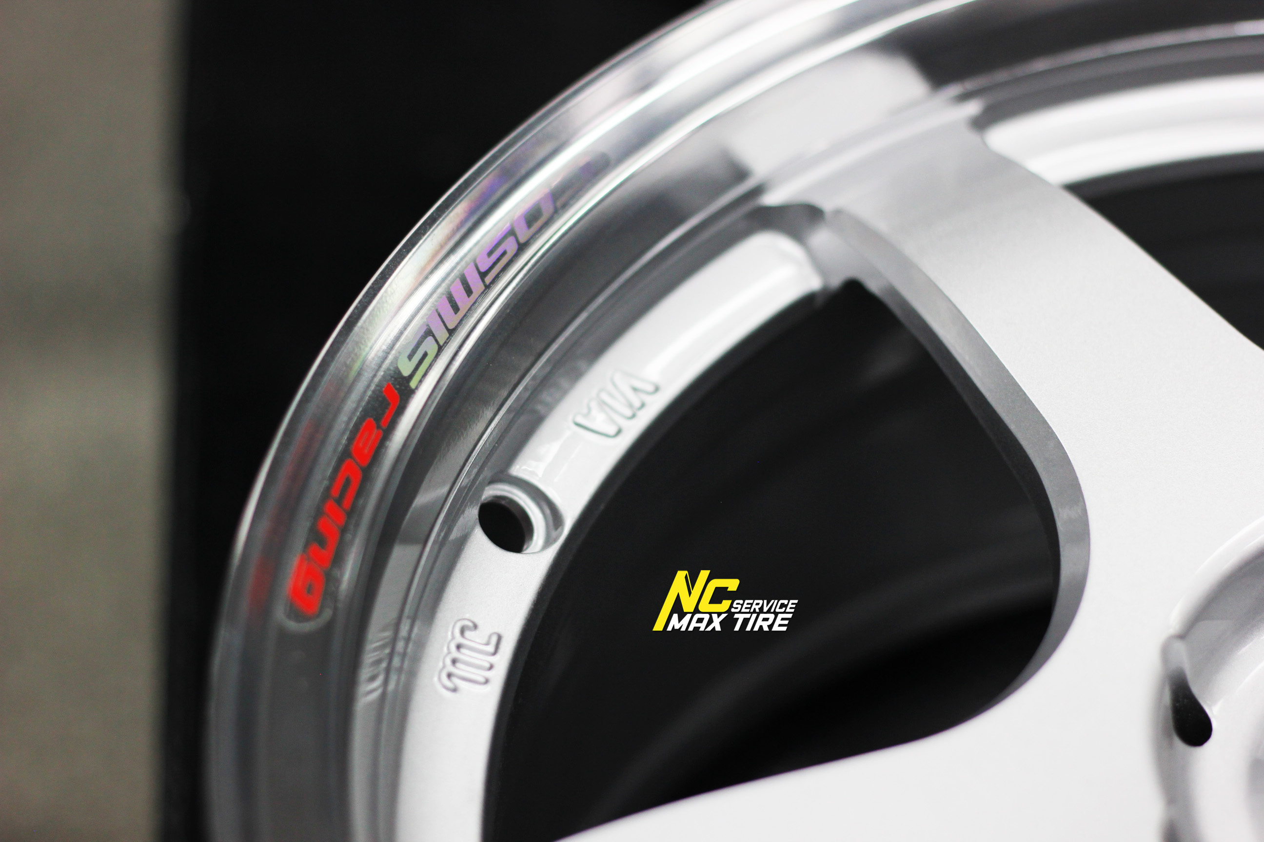 ล้อแม็กขอบ15 / Cosmis / Estremo / 10TH Anniversary / ล้อแม็กสีซิลเวอร์ขอบเงา / 15x7.0 4H100 ET35 / Extend Tech / CityCar / EcoCar