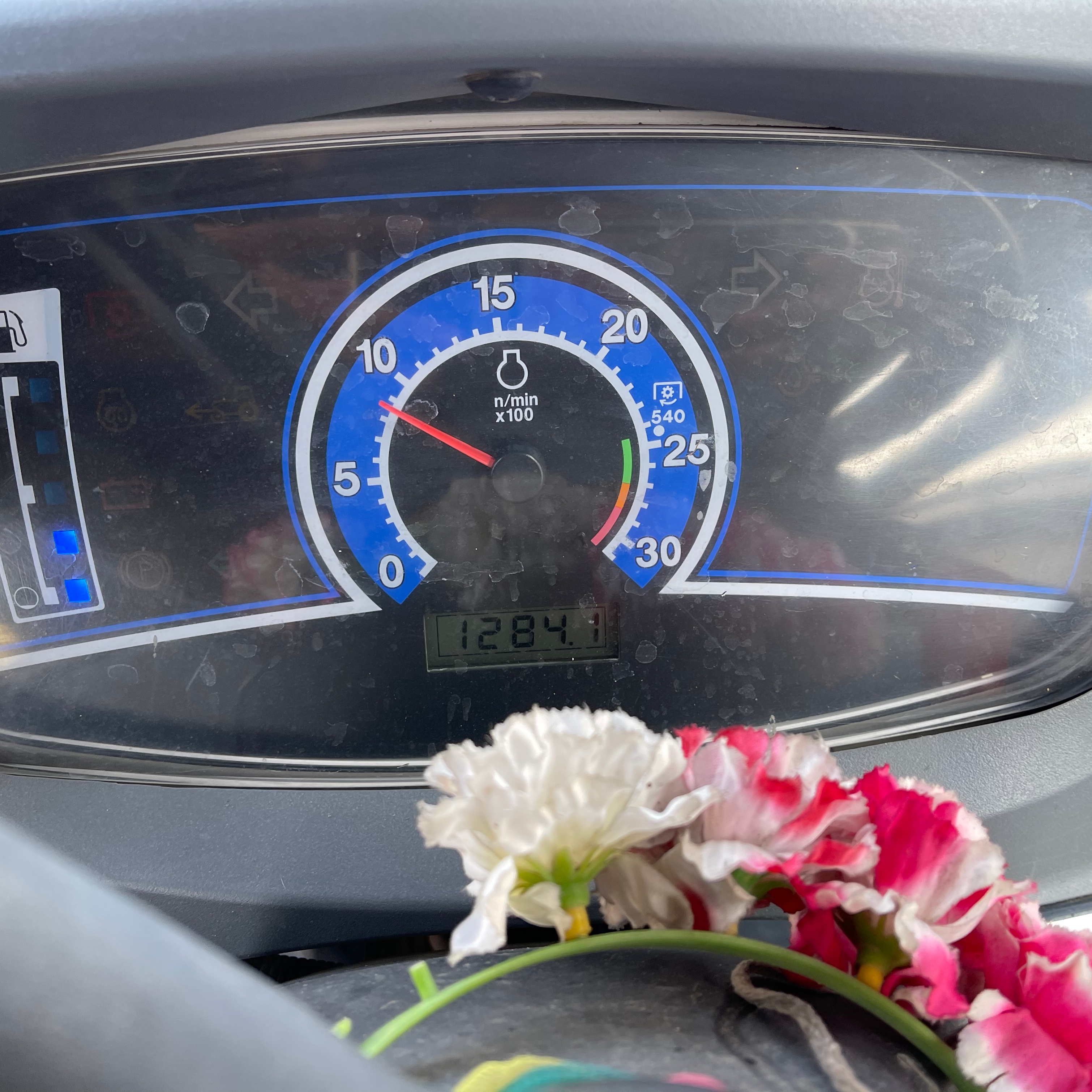 รถไถอิเซกิมือสอง สวย 40 แรงม้า+ บุ้งกี๋ NT540 ราคาไม่แพง