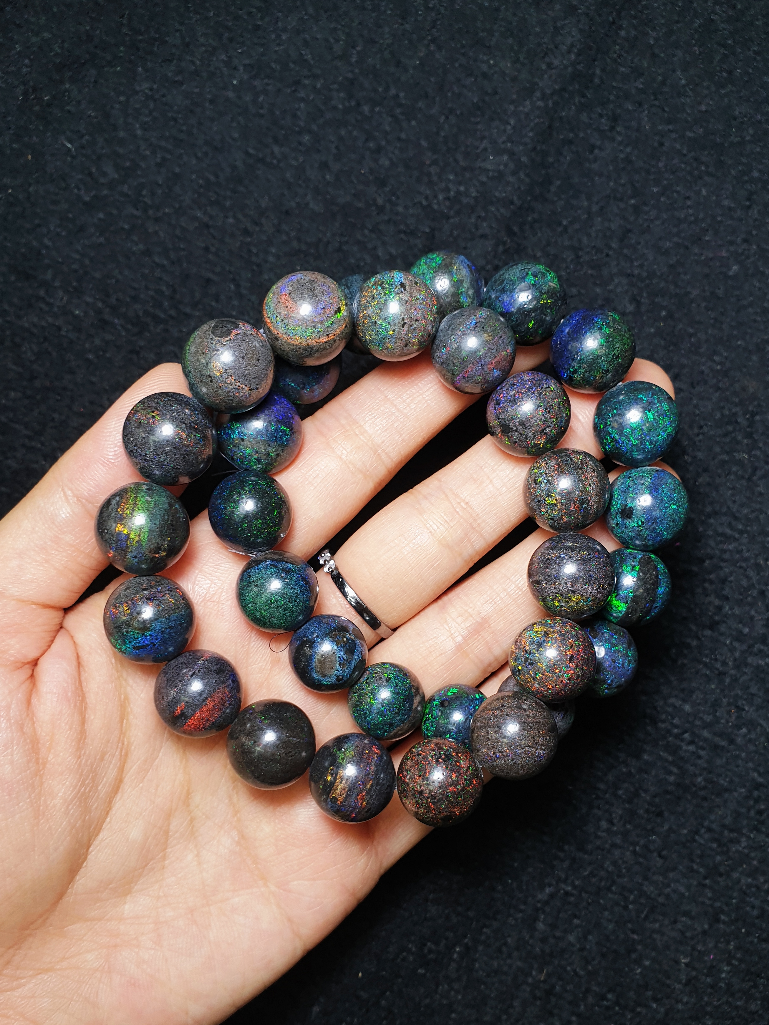 Australia Black Opal” ออสเตรเลียแบล็คโอปอล AAAAA+ ขนาด 13 MM