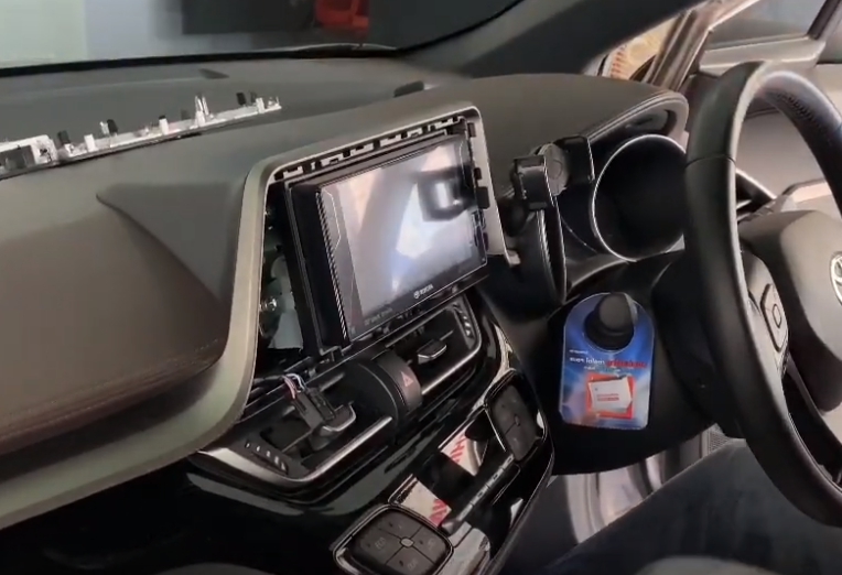 สอนถอดหน้ากาก Toyota chr แบบง่ายๆ