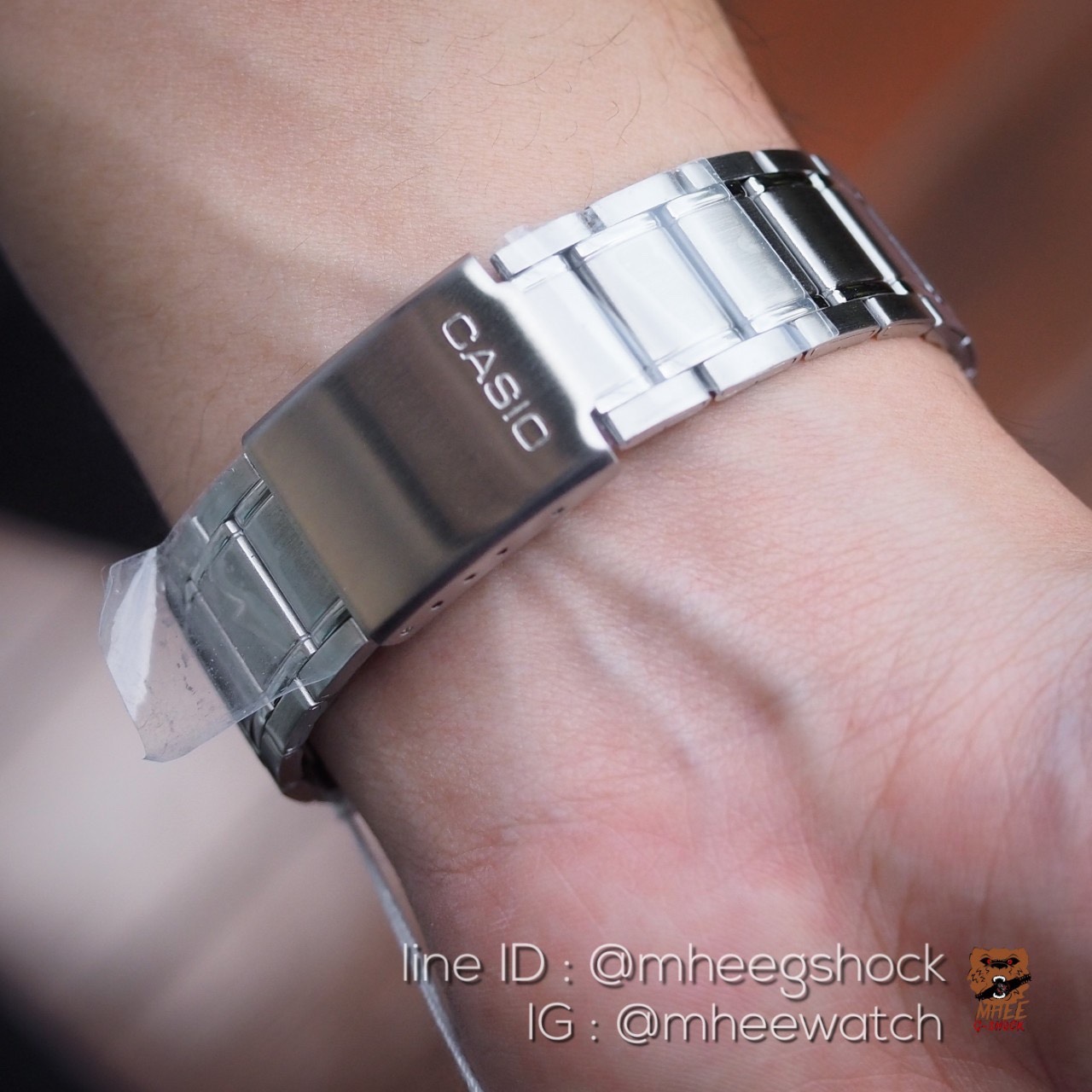 Casio หน้า Daytona สี Gold Black หลักเลขโรมันสีทอง