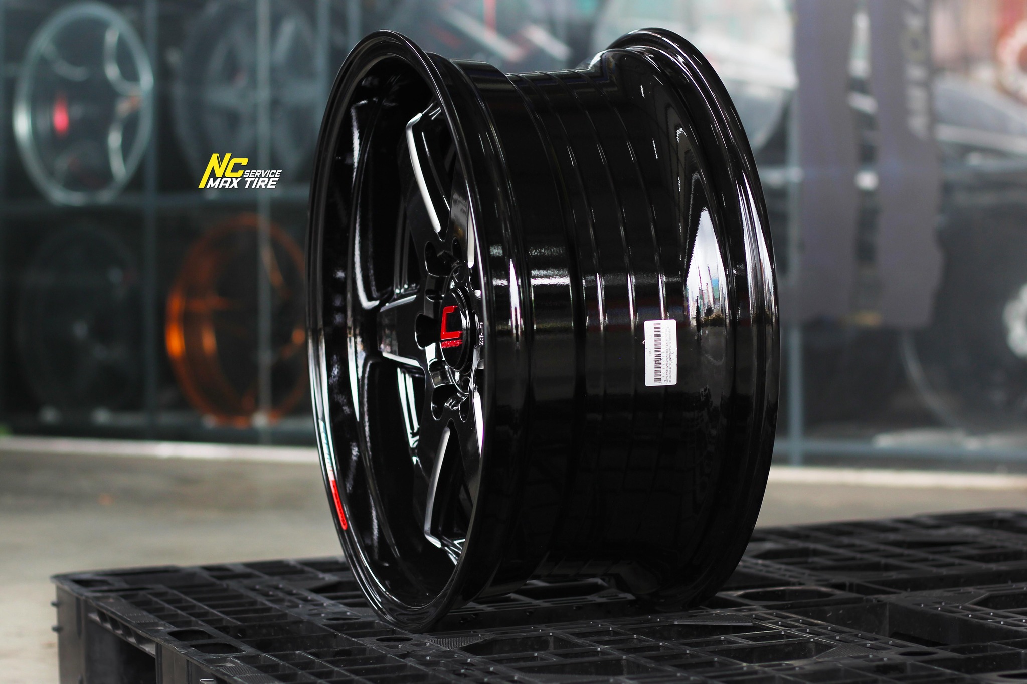ล้อแม็กขอบ18 / Cosmis : Type-R Revolution / 18x8.5 6H139.7 ET22 / ล้อแม็กสีดำCNCข้างก้านCNCตัวหนังสือ / ล้อแม็กสำหรับรถกระบะ / NCล้อแม็ก