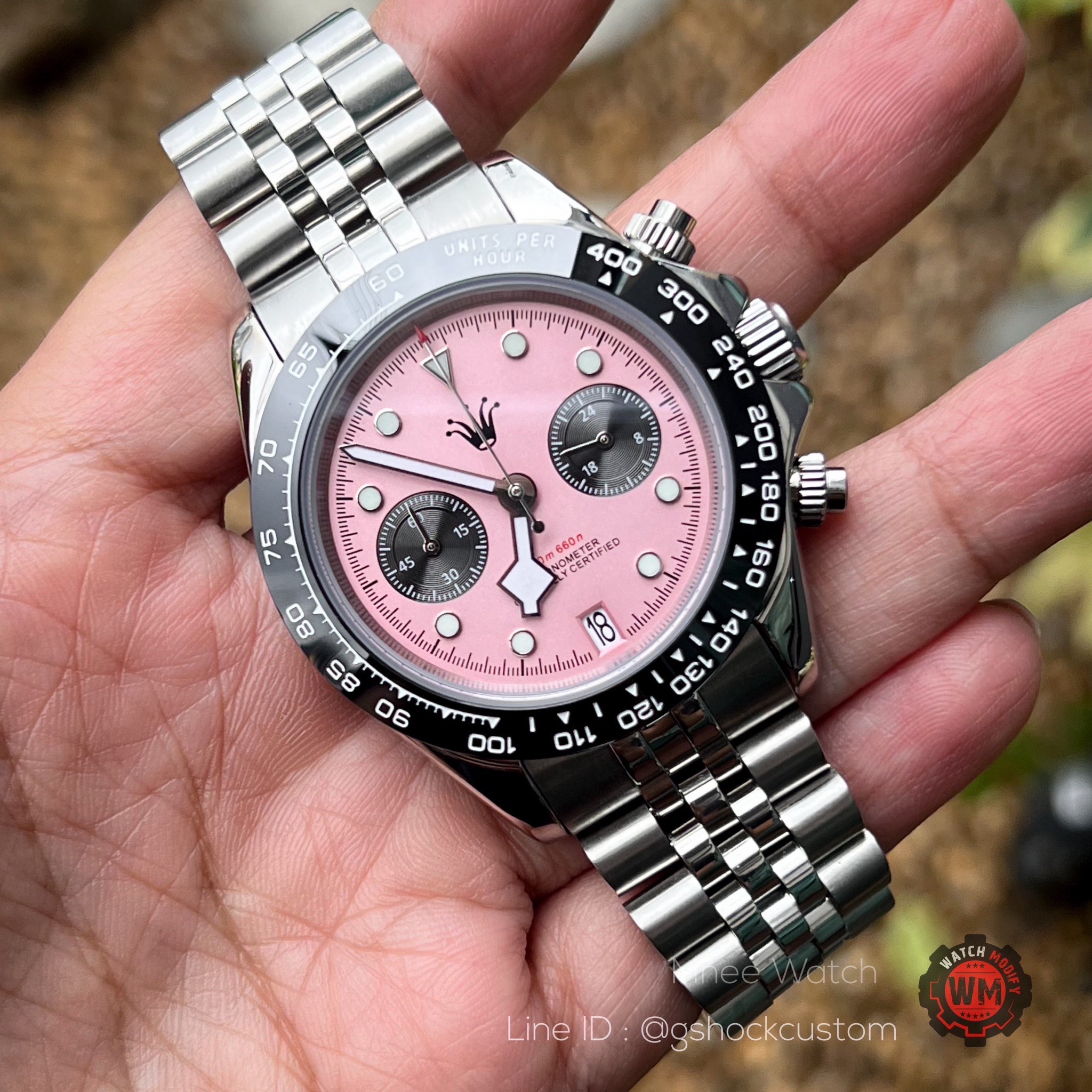 SeikoMod The Exclusive Black Bay Chrono Pink Jubilee Strap