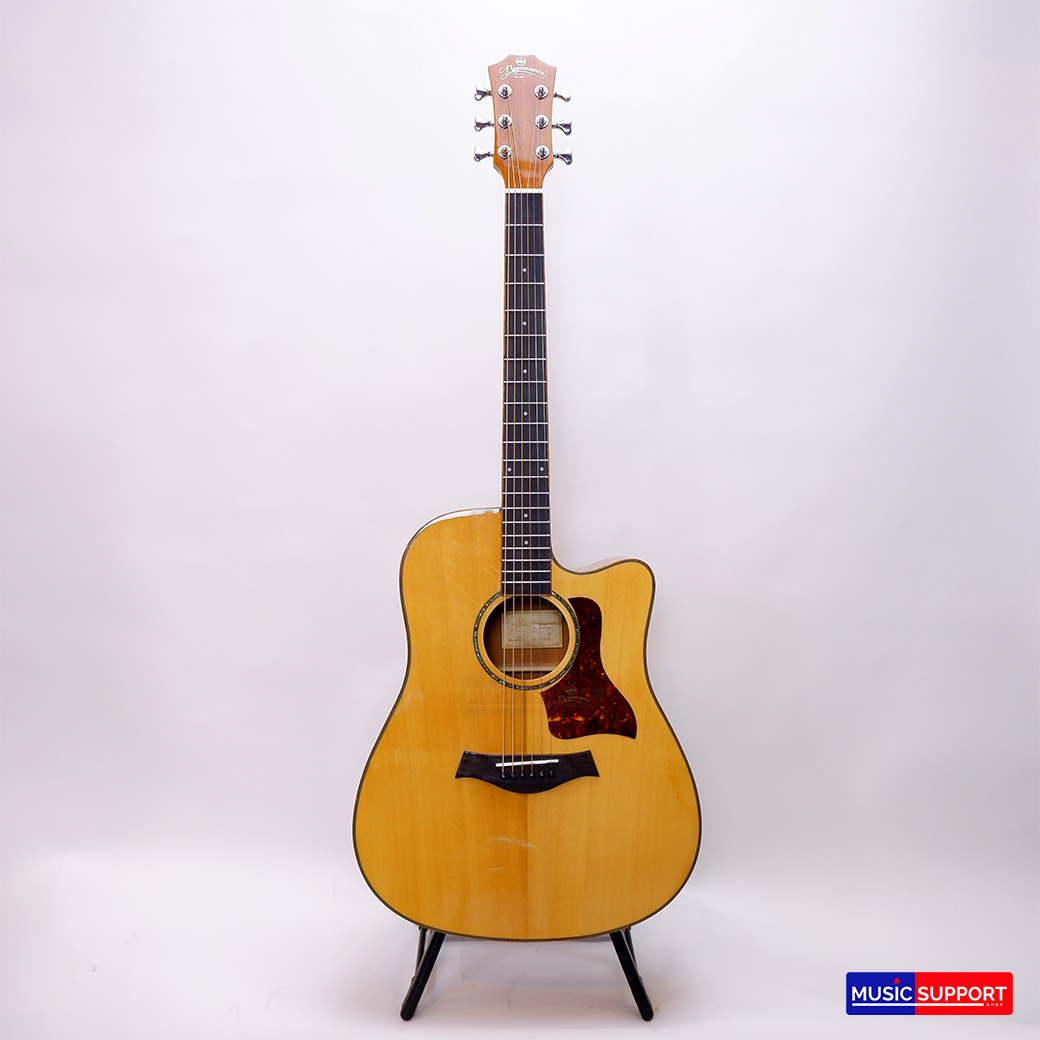 Ressonance guitars R-1SD กีตาร์โปร่งไม้หน้าแท้
