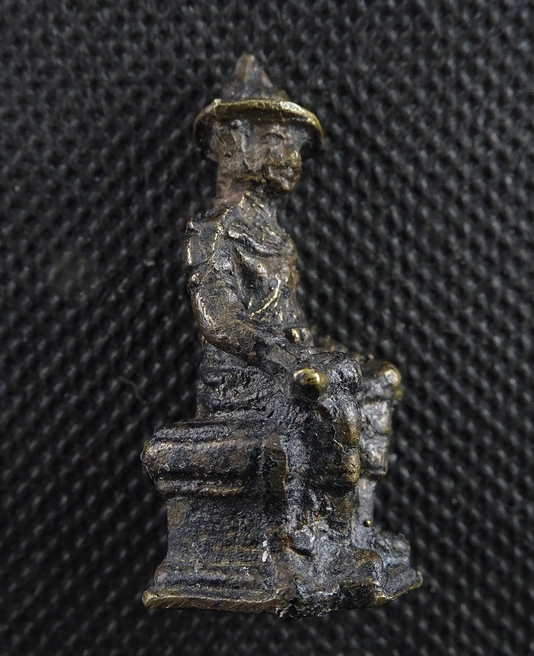 รูปหล่อเหมือนพระเจ้าตากสิน