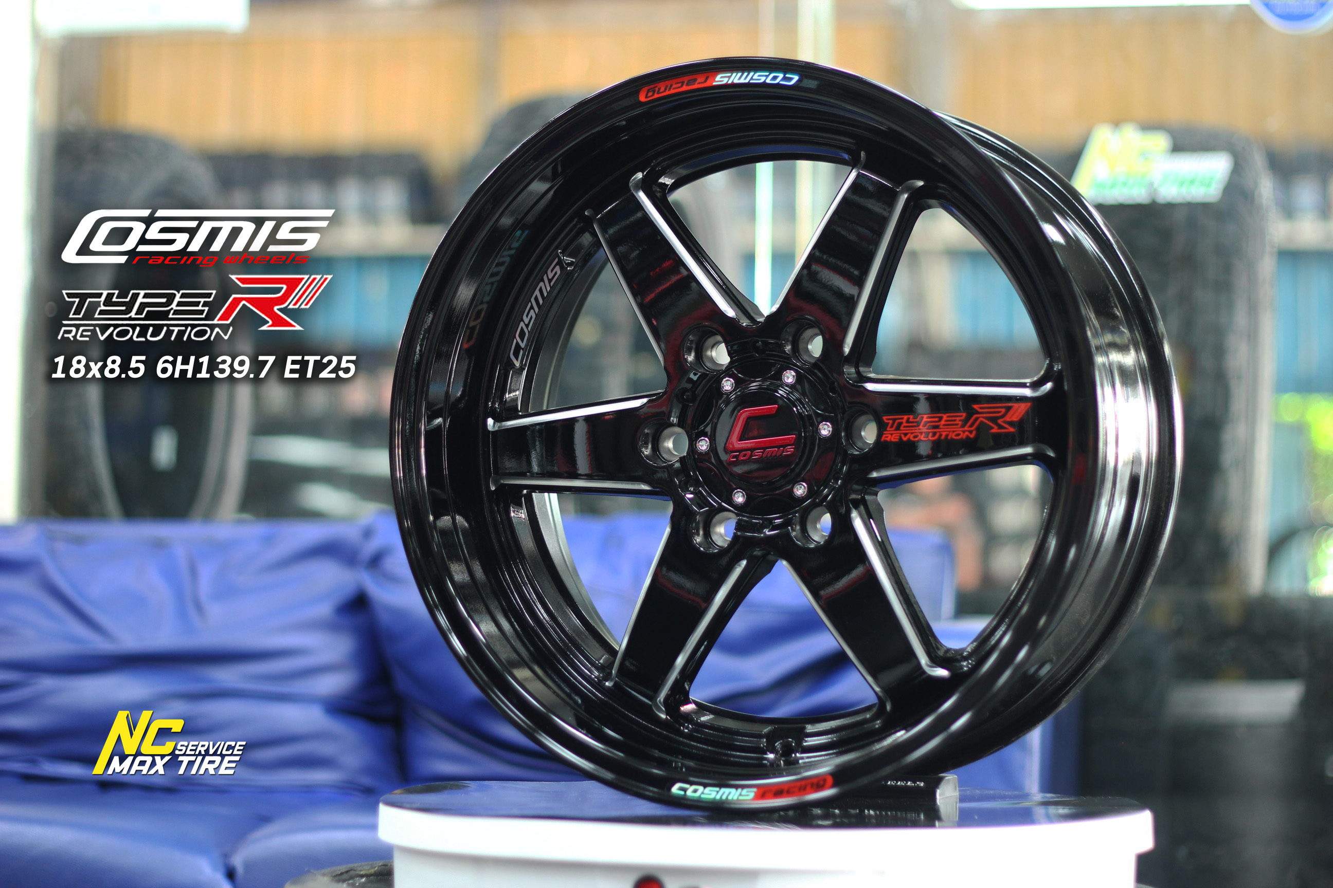 ล้อแม็กขอบ18 / รถกระบะ / Cosmis Type-R Revolution / ดำข้างก้านCNCเงา / 18x8.5 6H139.7 ET25