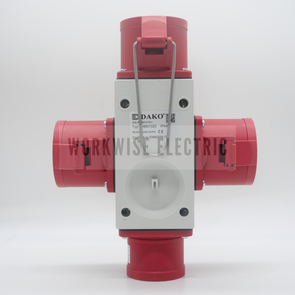 "DAKO PLUG" HBN 1025 ปลั๊กแยกสามทาง 5ขา 3P+N+E 32A IP44