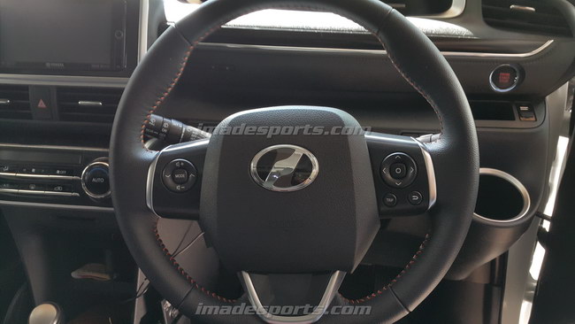 Logo NETZ หน้า หลัง และพวงมาลัย