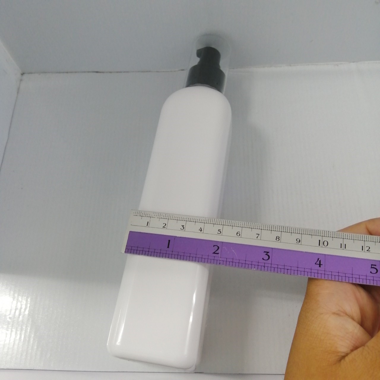 ขวดพลาสติกสีขาว ขนาด300ml พร้อมหัวปั้มเจลสีดำ สูง-ฝา 21.8cm กว้าง5.5cm รุ่นpet-lu ขวดปั้มเจลแอลกอฮอล์ ขวดพร้อมหัวปั้ม