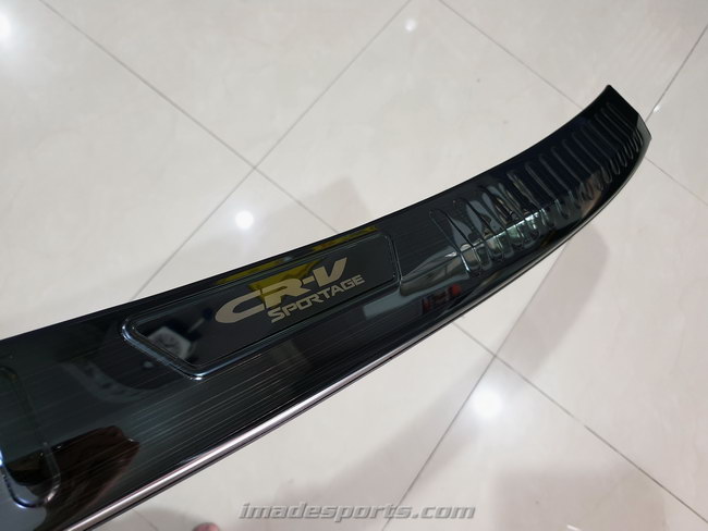 กาบฝาท้ายกันชน ด้านนอกและกันรอยด้านใน 2017-2021