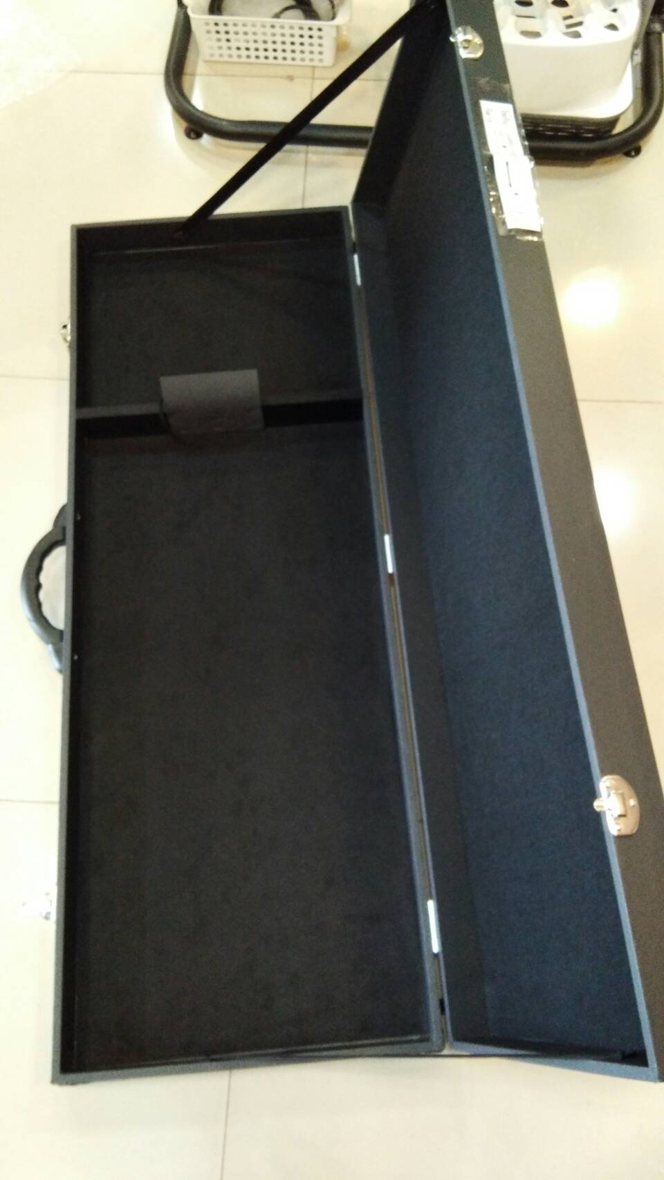 Hardcase กล่องใส่กี่ตาร์ไฟฟ้า แบบไม้