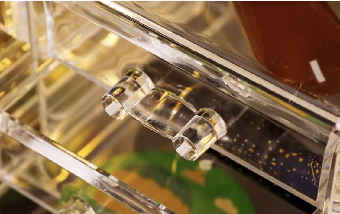 C0303 Premium Acrylic Box