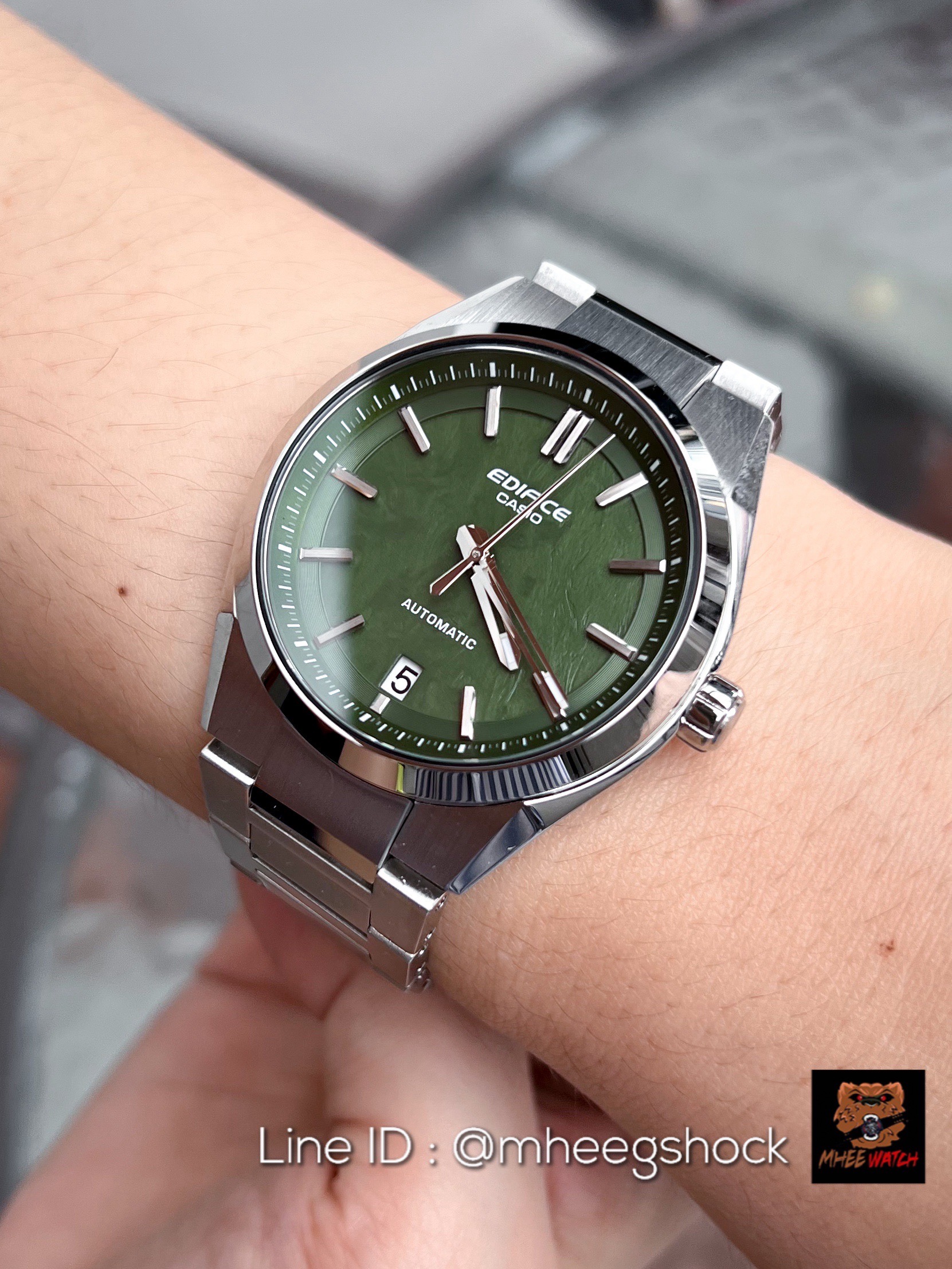 Casio Edifice Olive Green Forged Carbon Strainless Steel Strap