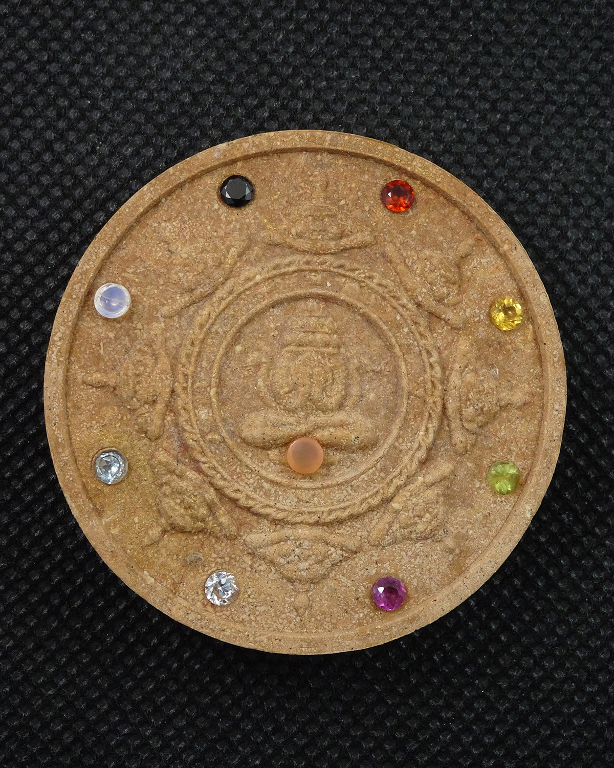 จตุคามรามเทพ รุ่น"อัญมณีเสริมดวง" อาจาย์มนัส วัดทุ่งจันดำ เนื้อน้ำตาล