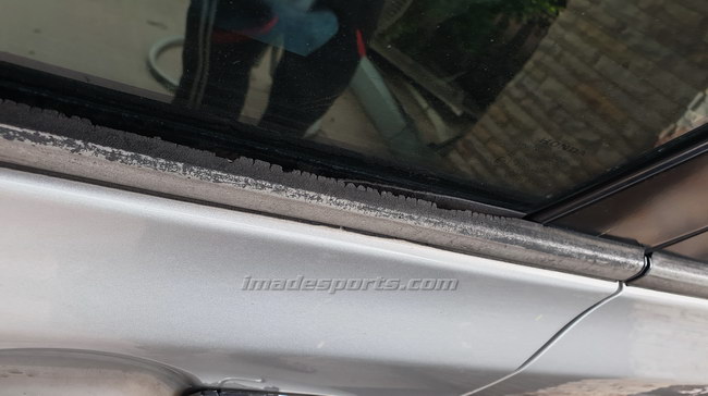 คิ้วรีดน้ำประตู พร้อมคิ้ว Stainless CRV G4