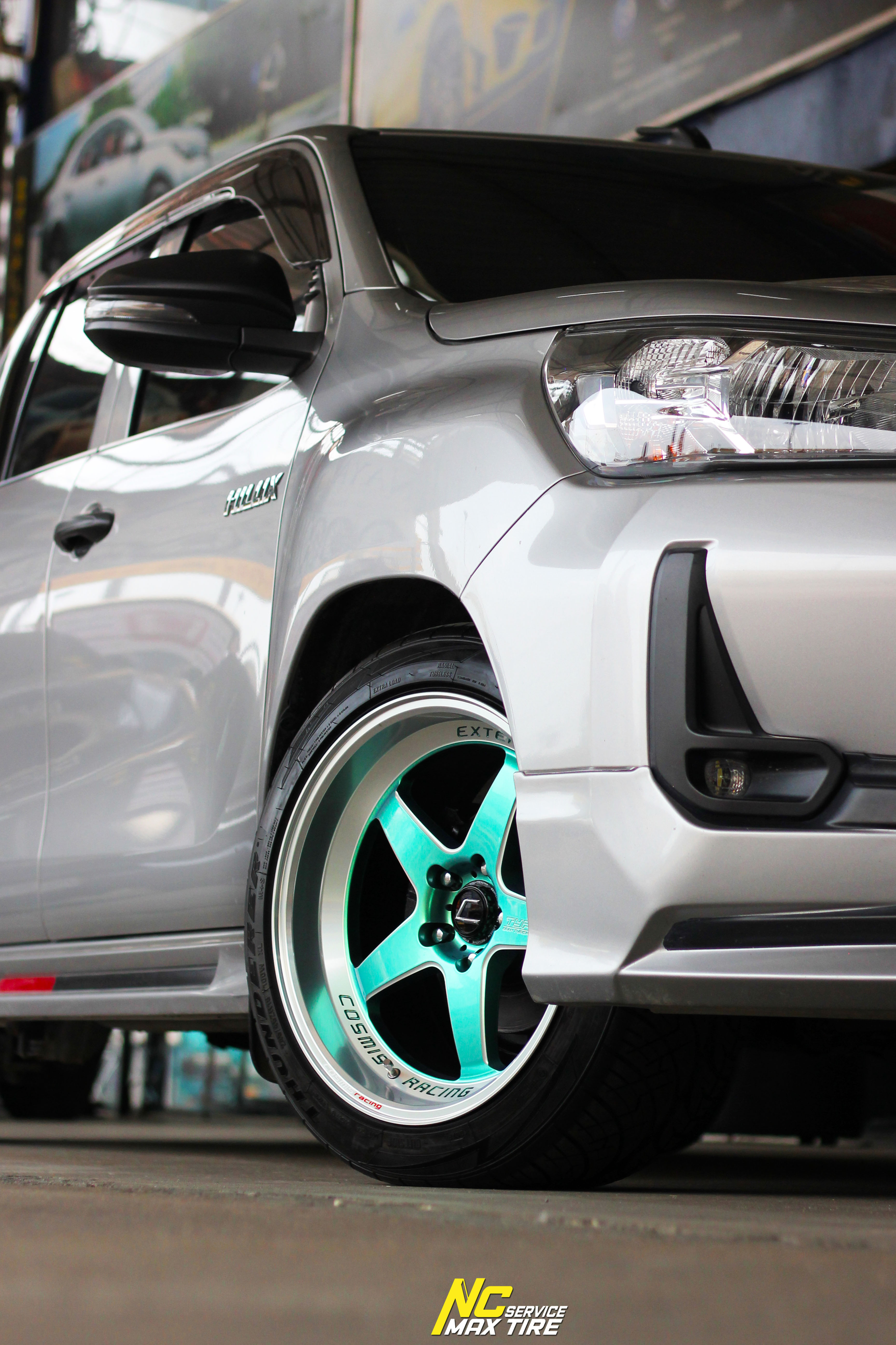 Toyota Revo / Z-Edition / ล้อแม็กขอบ18 / Cosmis / Type-G GrandTurismo / 18x9.5/10.5 6H139.7 ET12/8 / ล้อแม็กสีเขียว+ขอบเงา+CNCข้างก้าน+ตัวหนังสือ / ล้อแม็กสีพิเศษ / Custom Color / ล้อแม็กสวยๆ / NC