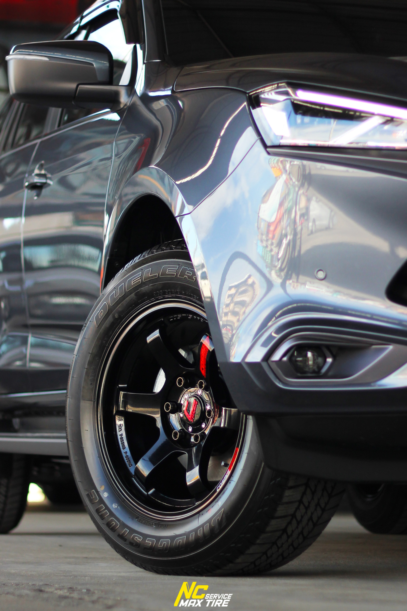 Isuzu Mu-x / ล้อแม็กขอบ18 / Cosmis / RG06S / ล้อแม็กสีดำเงา / 18x9.0 6H139.7 ET15