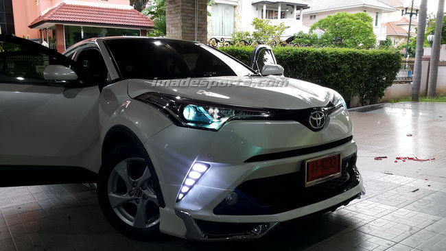 DayLIGHT C-HR RS sports V.1 พร้อมไฟเลี้ยว