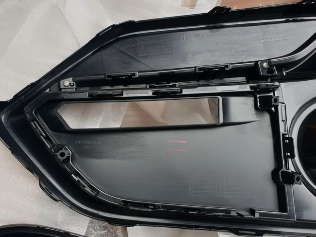 ฝากันชนหน้า Civic Hatchback Honda แท้