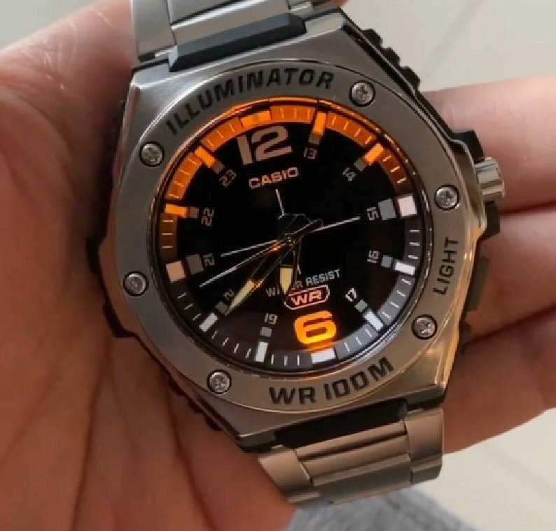 Casio G-steel Design Stainless Steel Illuminator Dims Softly