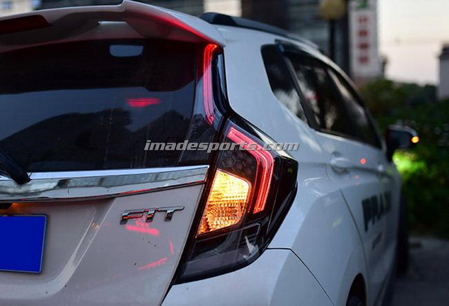 ไฟท้าย Jazz GK RS japan