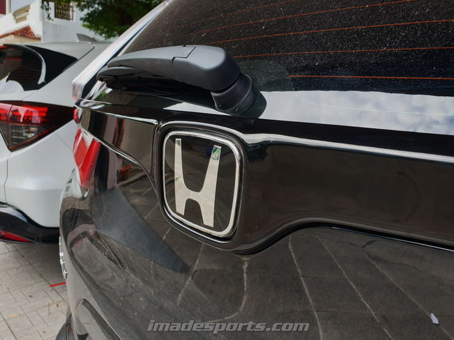 Logo H Type R สปอร์ตหน้า หลัง และพวงมาลัย (ดำ/แดง/ดำ-แดง)