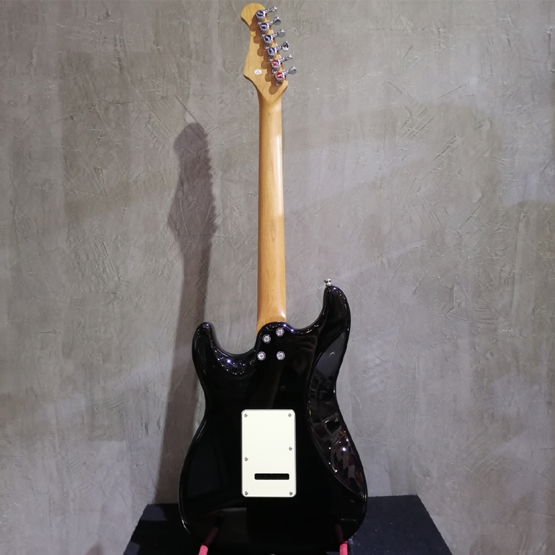 กีตาร์ไฟฟ้า Gusta GST-05 SSS