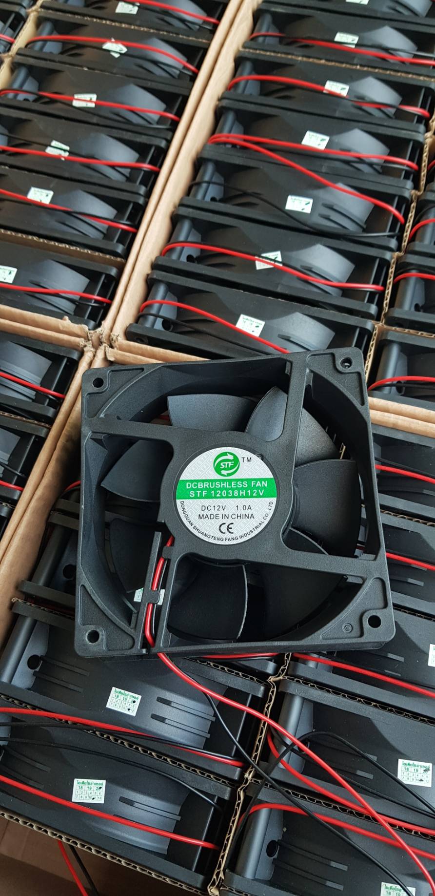พัดลมโรงอบ DC 12v 4นิ้ว รุ่น STF12038H ขนาด 12w ชิ้น 2020-10-29 09:13:12 2022-10-04 09:15:54