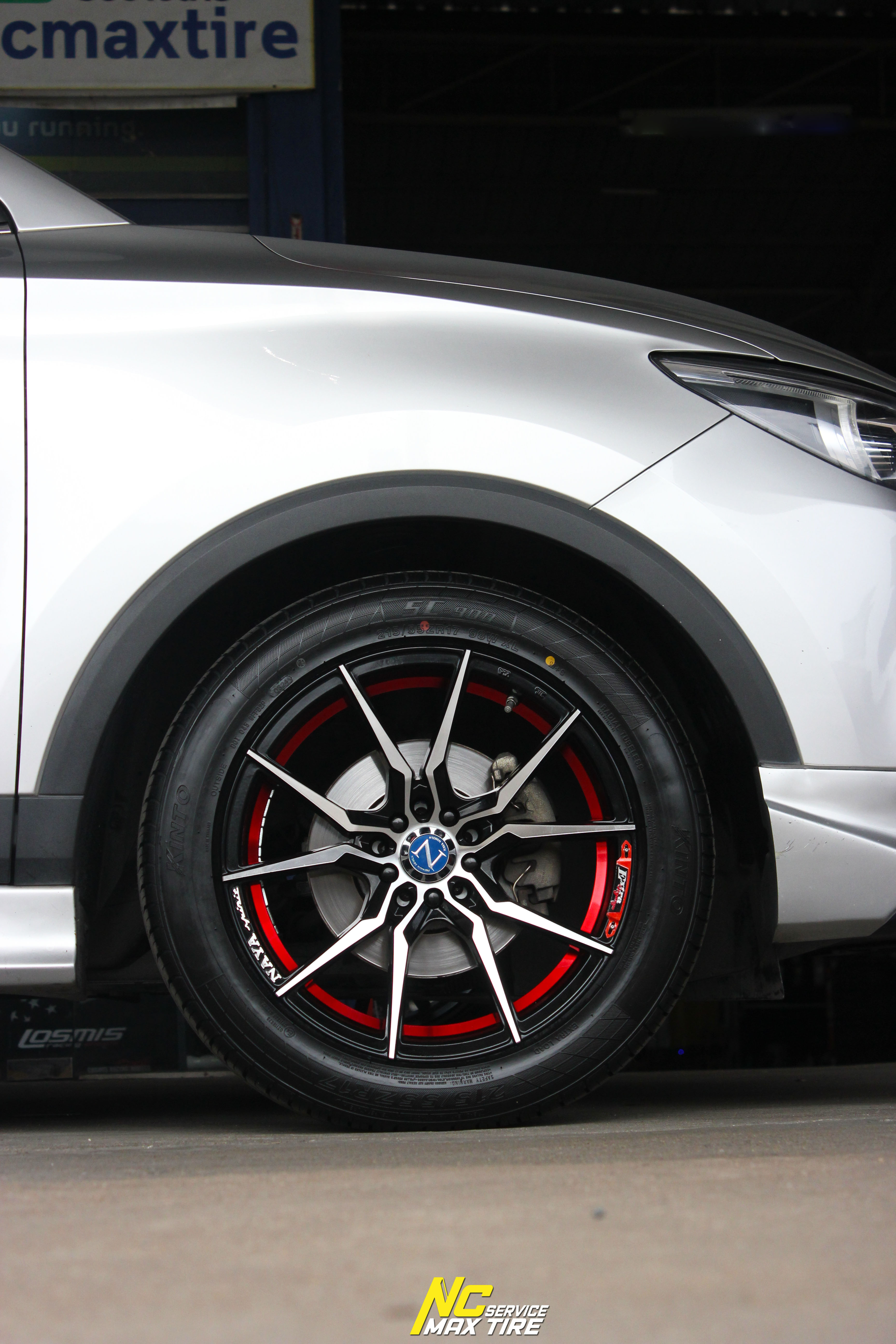 MG / ZS / ล้อแม็กขอบ17 / Cosmis / NAYA / Everest-2 Premium / 17X7.5 10H100/114.3 ET30 / ล้อแม็กสีหน้าเงาร่องดำท้องแดงกลึงตัวหนังสือ / ล้อแม็กสำหรับรถเก๋งซีดานทุกรุ่น / ล้อแม็กสวยๆ / NC