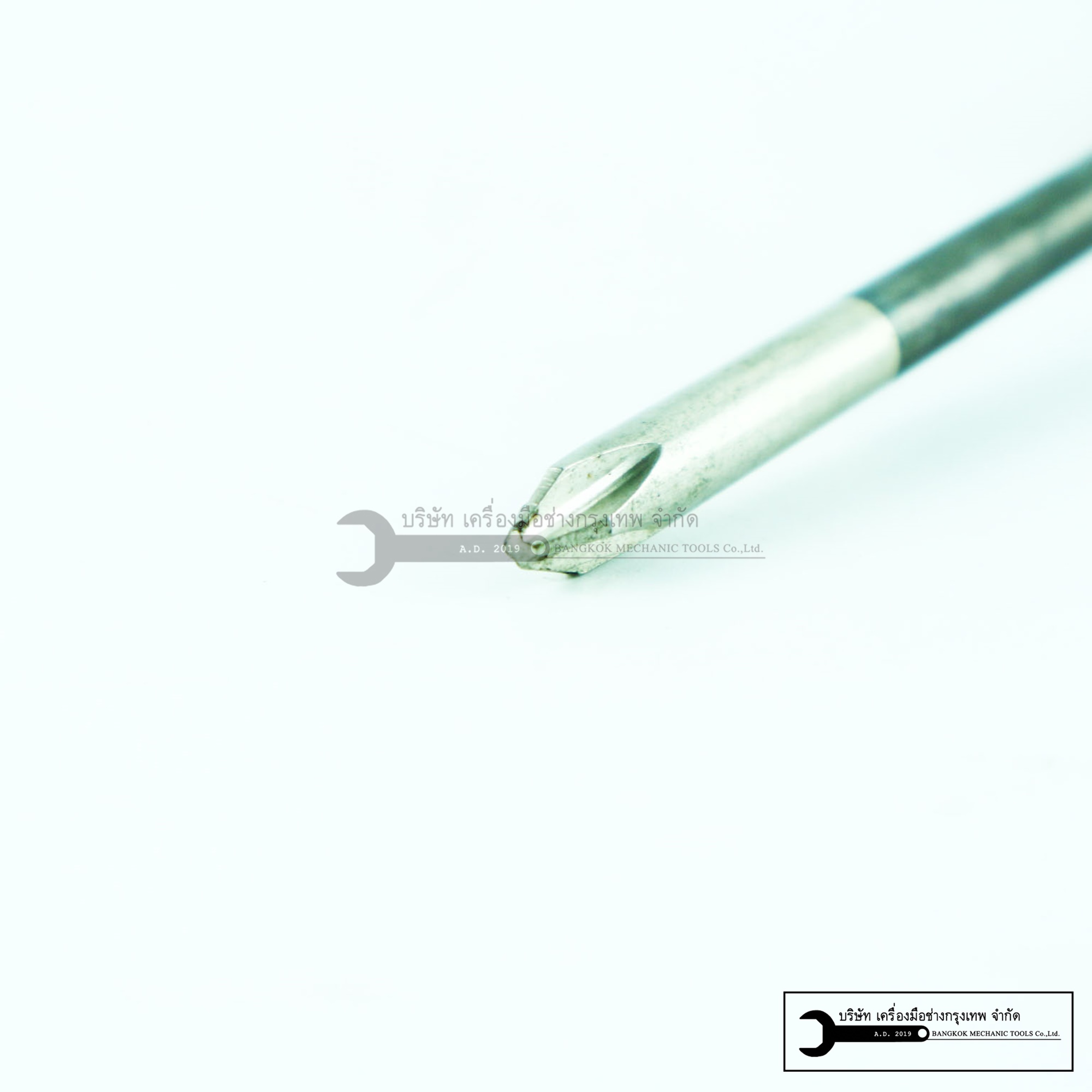 ไขควง หัวแบน//แฉก ขนาด 9 นิ้ว