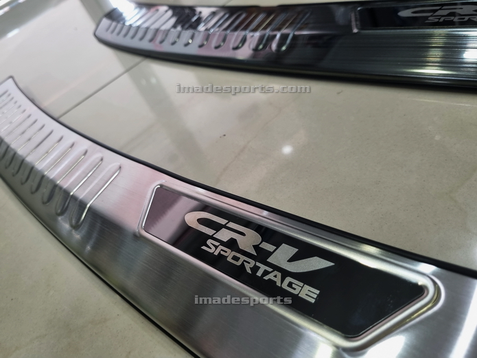 กาบฝาท้ายกันชน ด้านนอกและกันรอยด้านใน 2017-2021