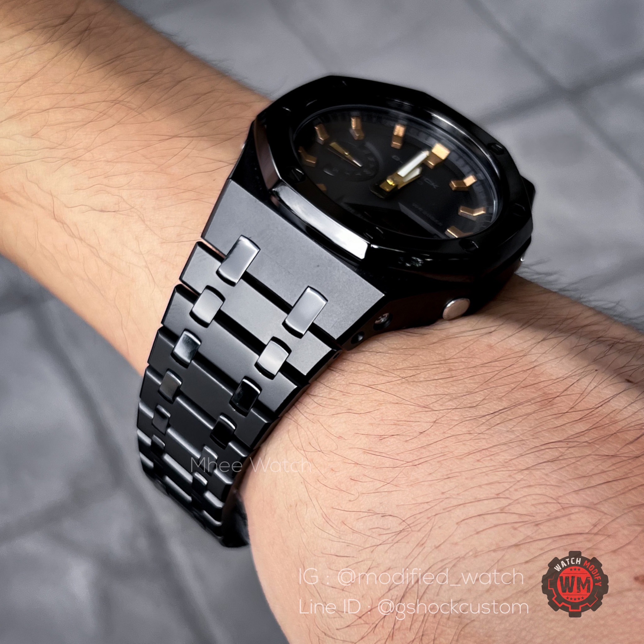 G-Shock Casioak ga-2100 custom Black Panther II Steel Golden Dial
