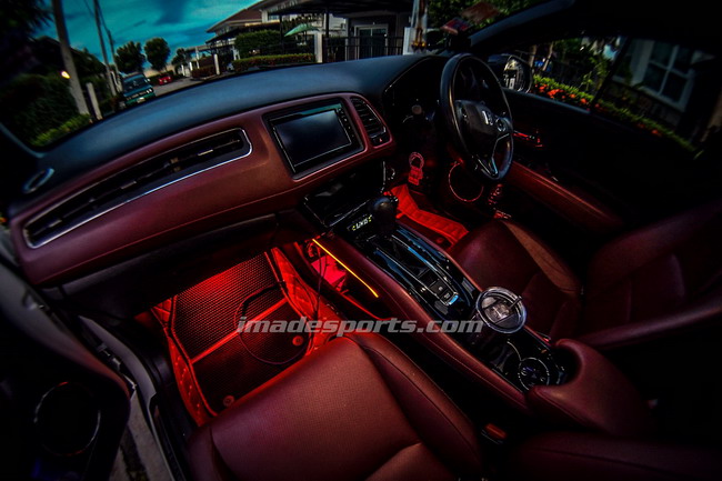 ไฟ LED ใต้คอนโซล (iluminated Foot-light)