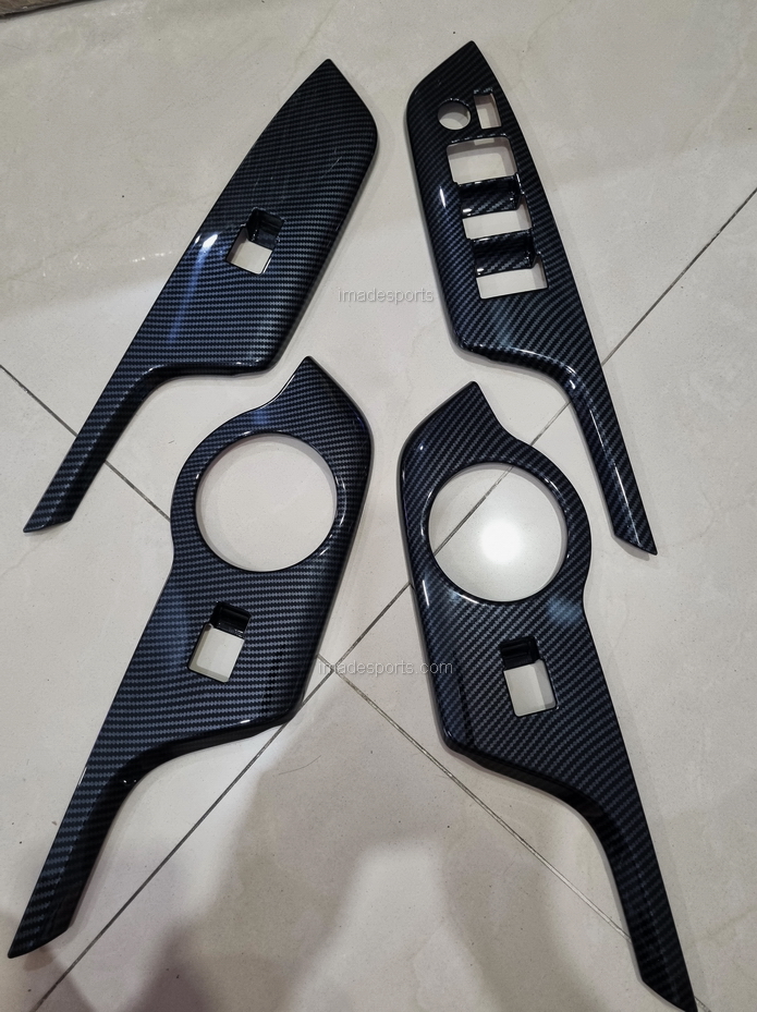 คิ้วสวิตซ์ประตูด้านใน C-HR Black Kevlar 4 ชิ้น