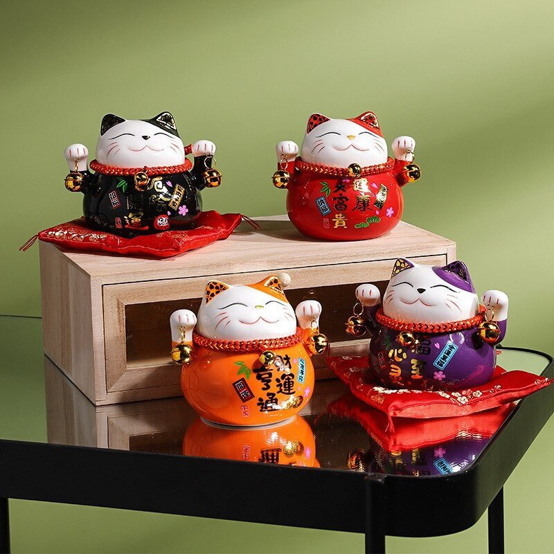 C1009B054 FAMITOSS แมวนำโชค แมวกวัก แมวกวักญี่ปุ่น แมวญี่ปุ่น แมวนำโชคญี่ปุ่น โมเดลแมวกวัก ตุ๊กตาตกแต่งบ้าน