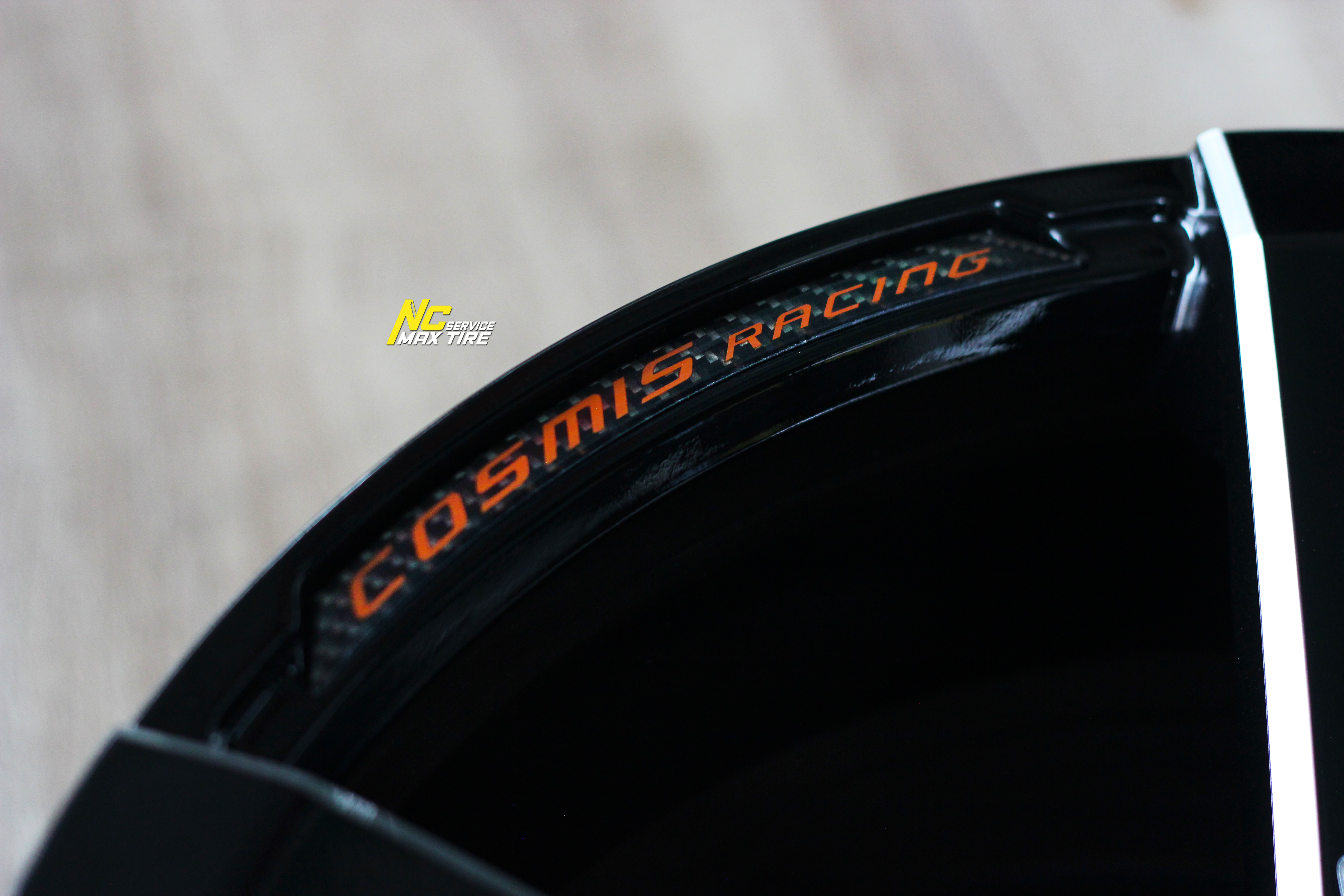 ล้อแม็กขอบ17 / Cosmis / Innerline / S1 / 17x8.0 5H114.3 ET30 / ล้อแม็กสีดำเงา+CNCข้างก้าน / NC / PP
