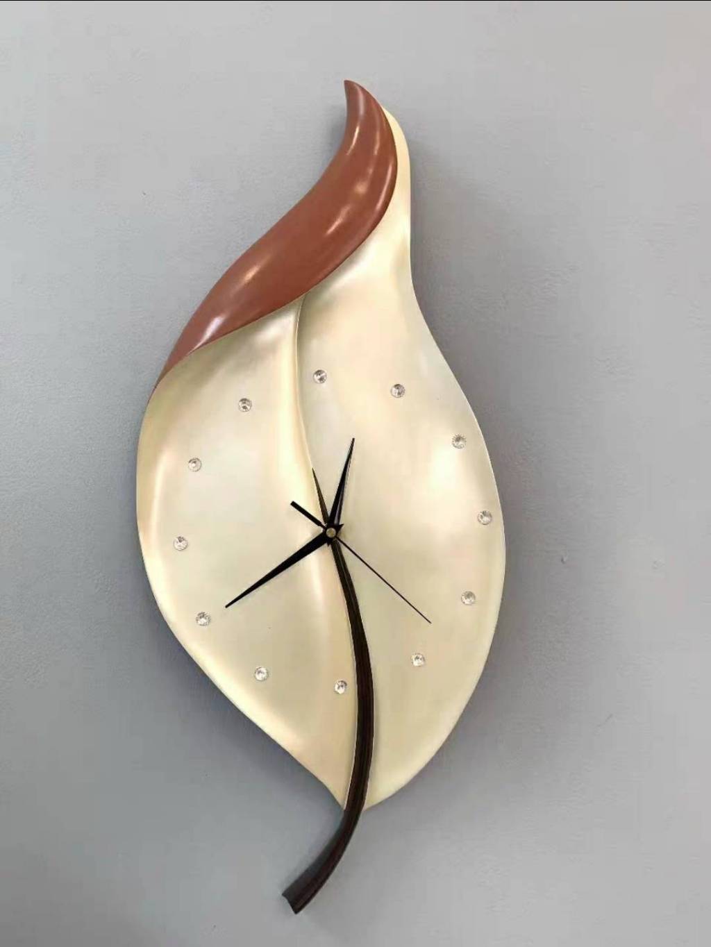 CT222C055 INTERY นาฬิกาใบไม้ Wall Clock Art นาฬิกาติดผนัง ไฟติดผนัง